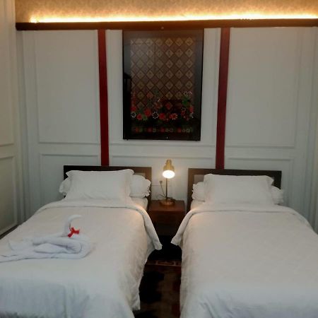Mruyung Guest House Kota Lama Banyumas Mitra Reddoorz Zewnętrze zdjęcie